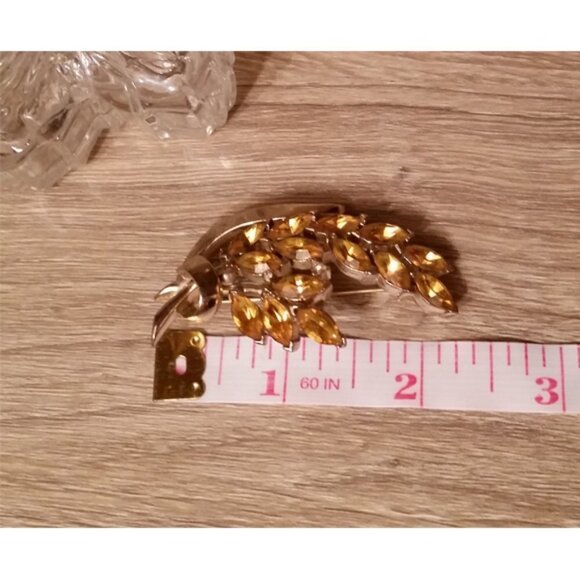 Vintage coro craft gold tone & rhinestones brooch dressy costume statement. - Picture 4 of 4